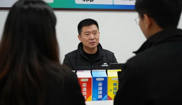 食品销售中渠道供货的性能差异与适用条件分析